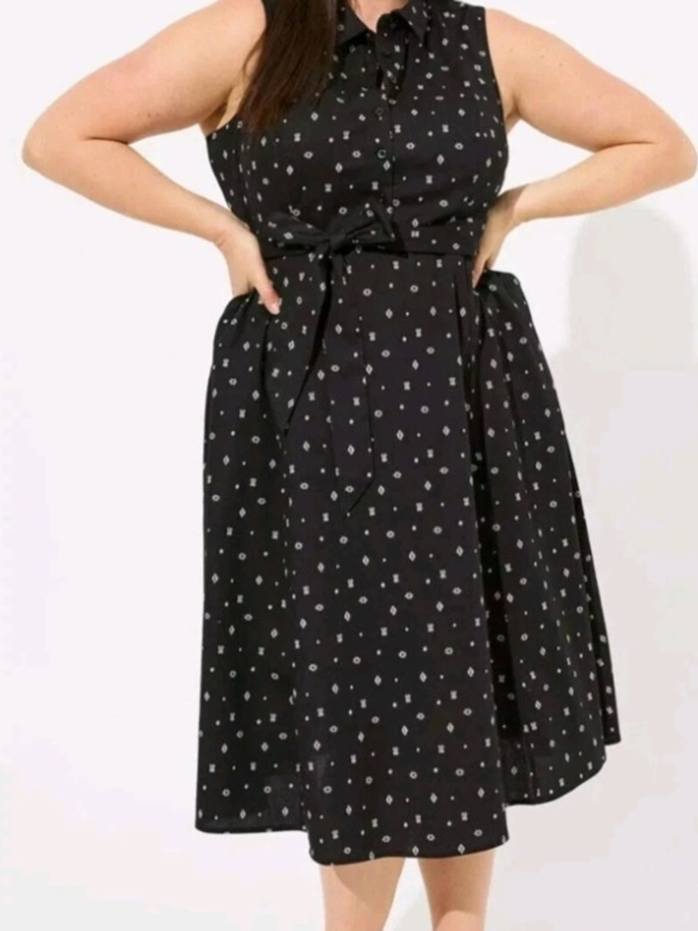 torrid Black Geo Pattern Tie-Waist Sleeveless Collared Shirt Midi Dress